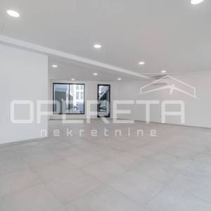 Najam, Poslovna zgrada, Umag, Umag, 112m2