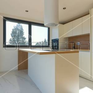 Najam, Stan, Srebrnjak, Srebrnjak, 4s, 157m2