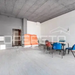 Najam, Ulični lokal, Kustošija, Zagrebačka, 46m2