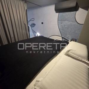 Najam, Ulični lokal, Trstenik, Poljička, 114m2