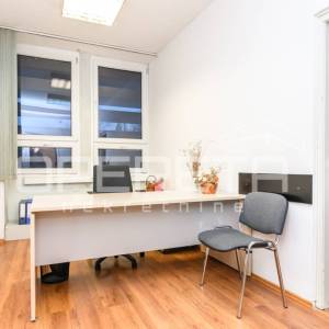 Najam, Ured, Folnegovićevo naselje, Janka Rakuše , 2000m2