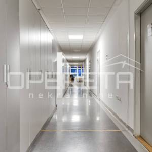 Najam, Ured, Folnegovićevo naselje, Janka Rakuše , 2000m2