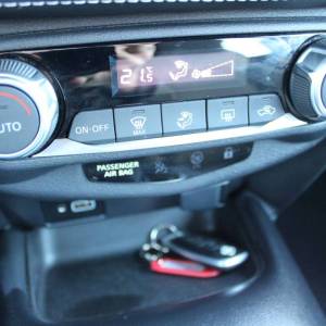 Nissan Juke 1.0 DIG-T AUTOMATIK N-Connecta *KAMERA*