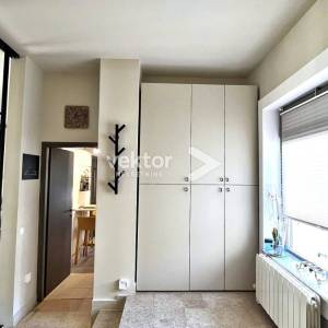 Njivice, atraktivna prizemnica s okućnicom i garažom