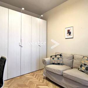 Njivice, atraktivna prizemnica s okućnicom i garažom