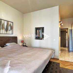 Njivice, atraktivna prizemnica s okućnicom i garažom