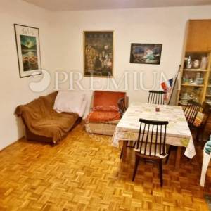 Njivice – kuća na prodaju s pogledom na more!