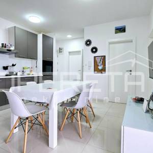 Novalja – dvosoban apartman 56 m² s pogledom na more