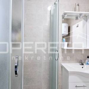 Novalja – dvosoban apartman 56 m² s pogledom na more