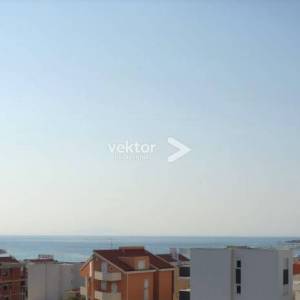 Novalja, hotel s uhodanim poslom