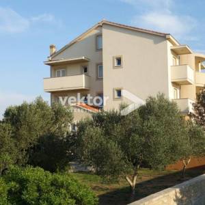 Novalja, hotel s uhodanim poslom