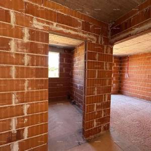 Novi projekt, Barbariga! Stan  s vrtom i parkingom,  500 m od mora