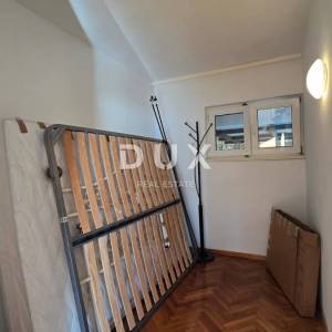 NOVI VINODOLSKI - Dom iznad mora, dvojnica 160m2