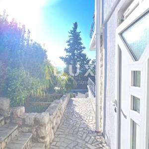 NOVI VINODOLSKI - Dom iznad mora, dvojnica 160m2