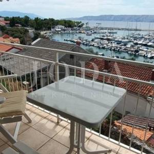 Novi Vinodolski, stan u blizini mora sa prekrasnim pogledom