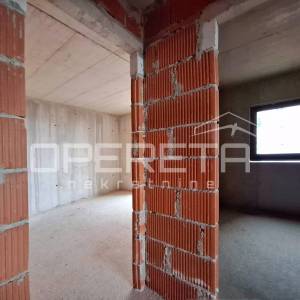 Novogradnja Makarska – Trosobni stan 119,73 m² s terasom 38 m² i pogledom na mor