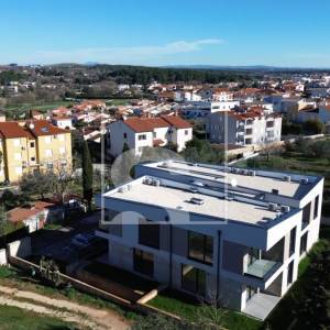 Novogradnja na TOP lokaciji - 200m od mora 