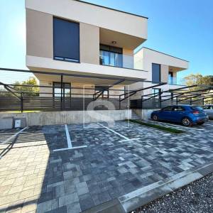 Novogradnja na TOP lokaciji - 200m od mora 