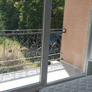 Novoizgrađena apartmanska zgrada u blizini Rovinja