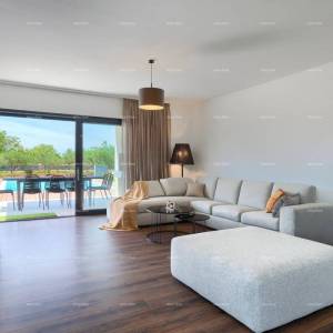 Novoizgrađena luksuzna vila sa grijanim bazenom! Okolica Svetvinčenta