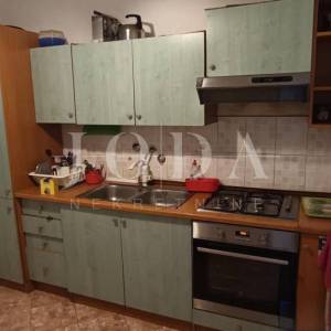 Obiteljska kuća sa tri stana,POREČ okolica