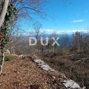 OPATIJA, BREGI- zemljište 6432 m2 (građevinsko 2355 m² i poljoprivredno 4077 m²) s panoramskim pogledom na more