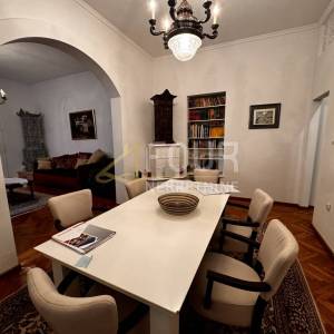 Opatija - centar, stan u šarmantnoj vili 50m od mora