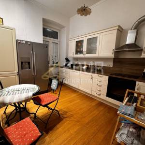 Opatija - centar, stan u šarmantnoj vili 50m od mora