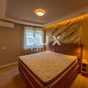 OPATIJA, CENTAR – stan u luksuznoj novogradnji s pogledom i garažom, samo 80m od Lungomare