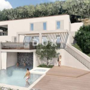 OPATIJA, IČIĆI, POLJANE- građevinsko zemljište 2231m2 s 3 kuće starine 250m2 s panoramskim pogledom na more 
