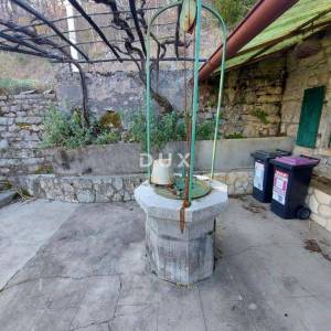OPATIJA, IČIĆI, POLJANE- građevinsko zemljište 2231m2 s 3 kuće starine 250m2 s panoramskim pogledom na more 
