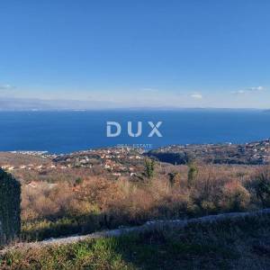 OPATIJA, IČIĆI, POLJANE- građevinsko zemljište 2231m2 s 3 kuće starine 250m2 s panoramskim pogledom na more 