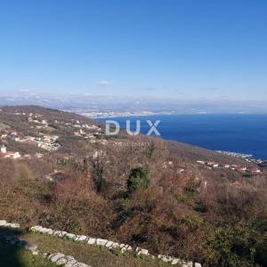 OPATIJA, IČIĆI, POLJANE- građevinsko zemljište 2231m2 s 3 kuće starine 250m2 s panoramskim pogledom na more 