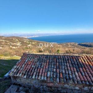 OPATIJA, IČIĆI, POLJANE- građevinsko zemljište 2231m2 s 3 kuće starine 250m2 s panoramskim pogledom na more 