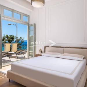 Opatija, luksuzan apartman, svega nekoliko koraka do mora