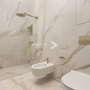 Opatija, luksuzan apartman, svega nekoliko koraka do mora