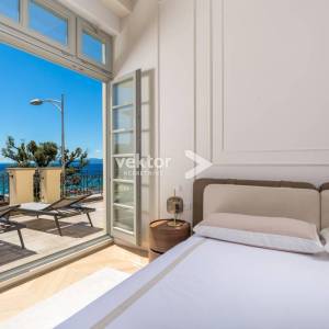 Opatija, luksuzan apartman, svega nekoliko koraka do mora