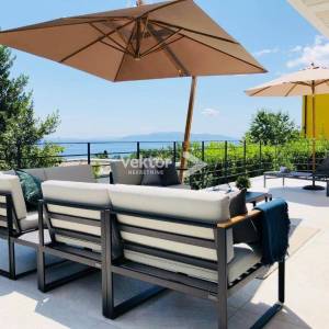 Opatija, moderna vila s grijanim bazenom