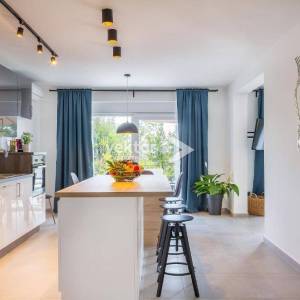 Opatija, moderna vila s grijanim bazenom