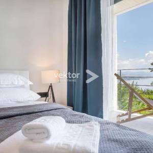 Opatija, moderna vila s grijanim bazenom