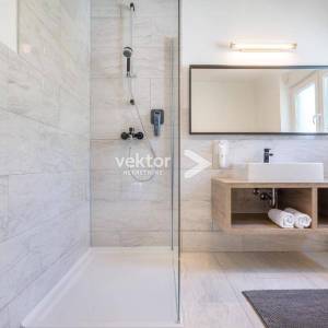 Opatija, moderna vila s grijanim bazenom