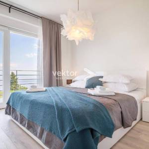 Opatija, moderna vila s grijanim bazenom