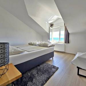 Opatija, okolica, atraktivna kuća s bazenom, idealna za investiciju