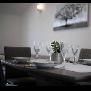 Opatija, okolica, dvoetažni stan s pogledom na more