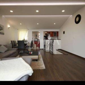 Opatija, okolica, dvoetažni stan s pogledom na more