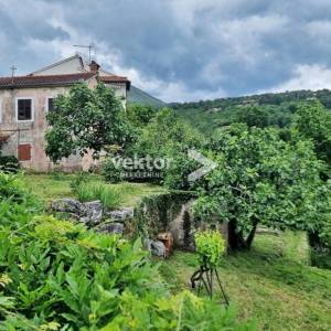 Opatija, okolica, Poljane, kuća za uređenje sa 1.260m2 zemljišta
