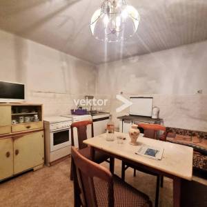 Opatija, okolica, Poljane, kuća za uređenje sa 1.260m2 zemljišta