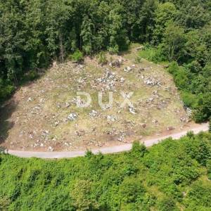 OPATIJA, RUKAVAC- građevinsko zemljište 2560m2 S LOKACIJSKOM DOZVOLOM!! za 3 zgrade i prekrasnim pogledom na more