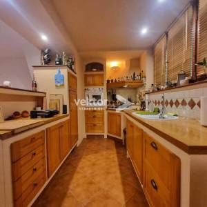 Opatija, stan s velikom terasom i pogledom na more