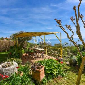 OPATIJA, SVETA JELENA - Uređena kuća za odmor s pogledom na more, 148m2
